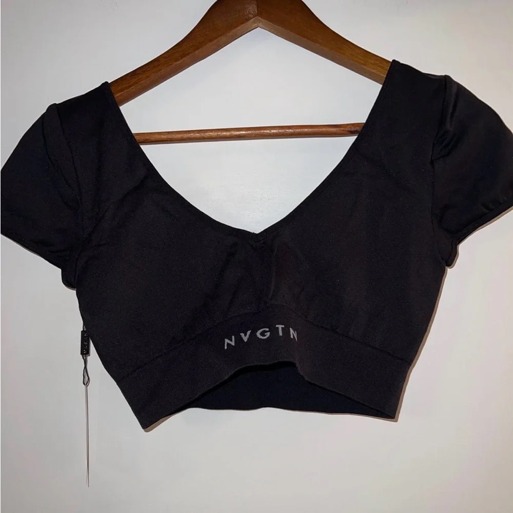 NVGTN Black Scoop Neck Crop Tee Sz S nwt